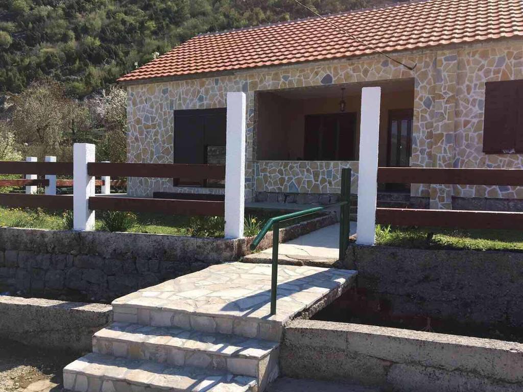 Holiday Home Ivana Virpazar Esterno foto