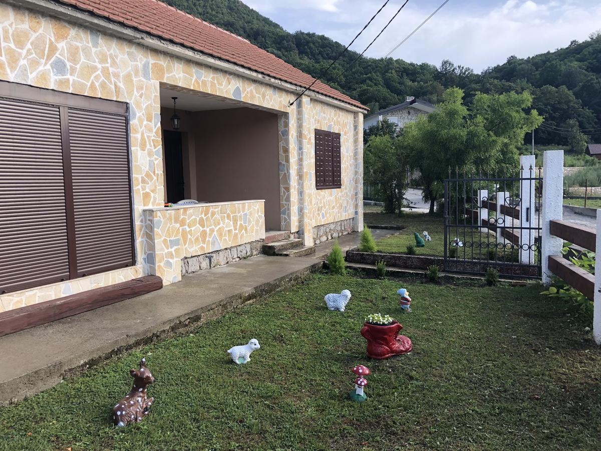 Holiday Home Ivana Virpazar Esterno foto