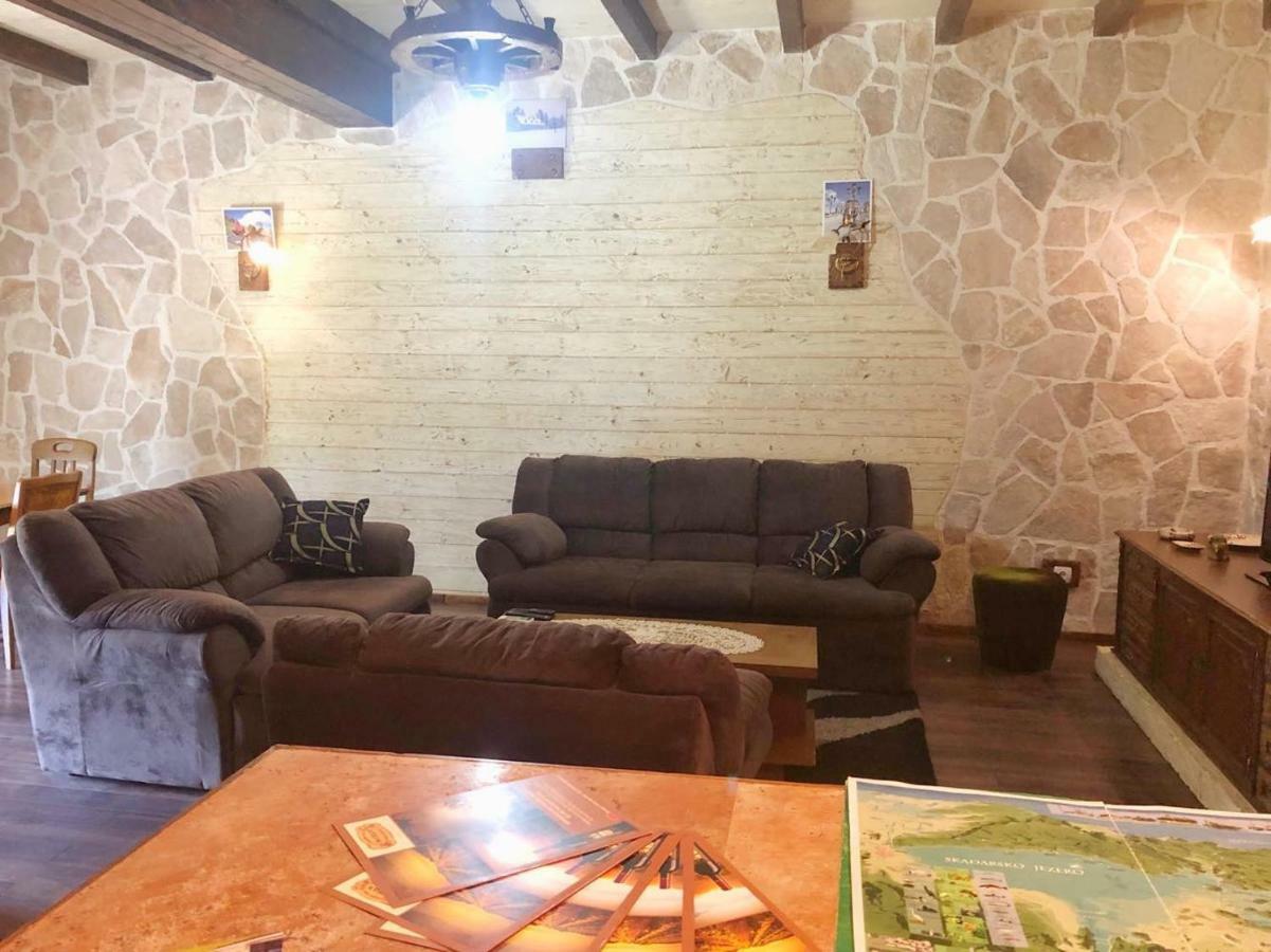 Holiday Home Ivana Virpazar Esterno foto